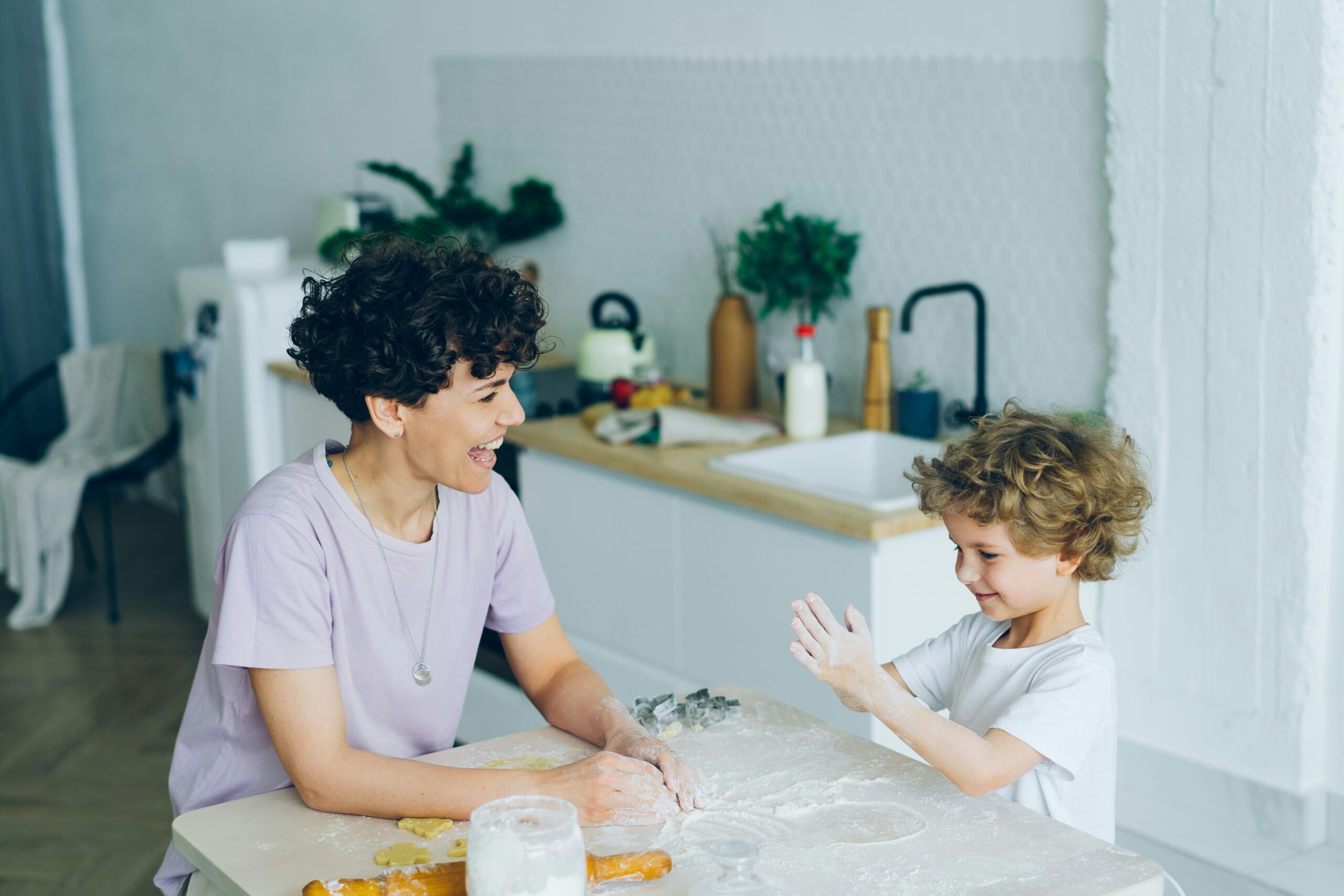 7 Ways to Keep Kids Entertained Without Screens